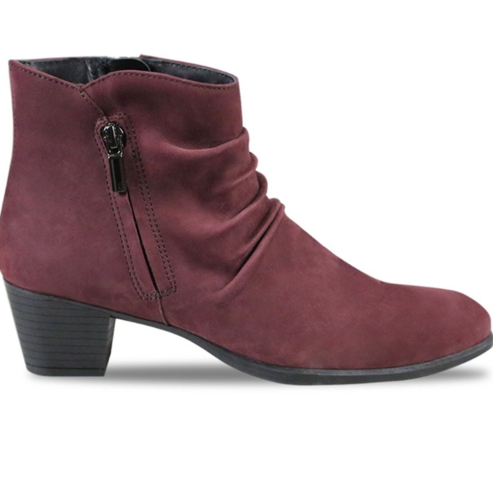 Munro Elliot Wine Nubuck Ankle Booties Slouch Comfort Boots Purple Suede Size 9